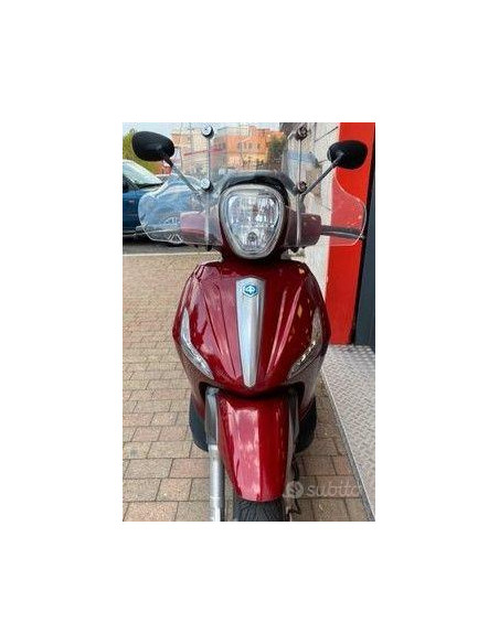 Bauletto Piaggio Beverly 300 / 350 Rosso Must  880/A