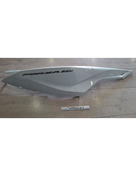 83200K1B00ZE Fiancata scocca posteriore dx Honda FORZA 350