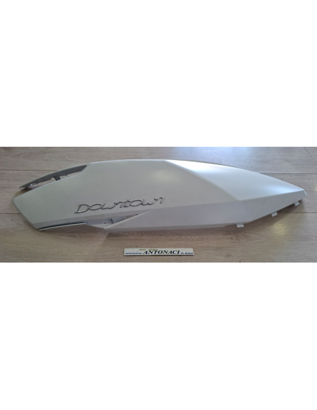 00183031J8 Fiancata scocca posteriore dx Kymco DOWNTOWN 125 / 300 dal 2009 al 2016