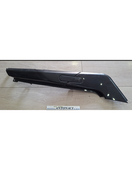 65601P180020 Codone fianchetto posteriore Benelli Leoncino 500