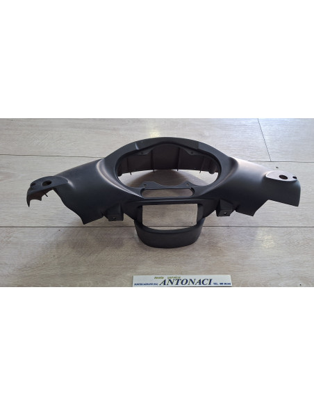 AP8239070 Copri manubrio porta strumentazione contachilometri Aprilia SR H2O