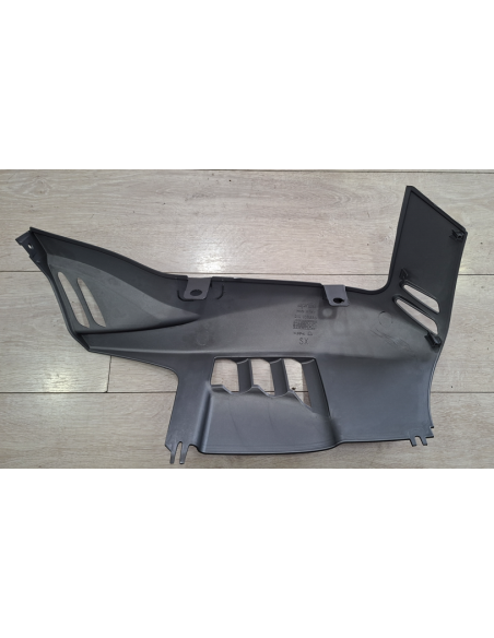AP8184269 Sotto pedana pannello laterale sx Aprilia SPORTCITY 125 200 250