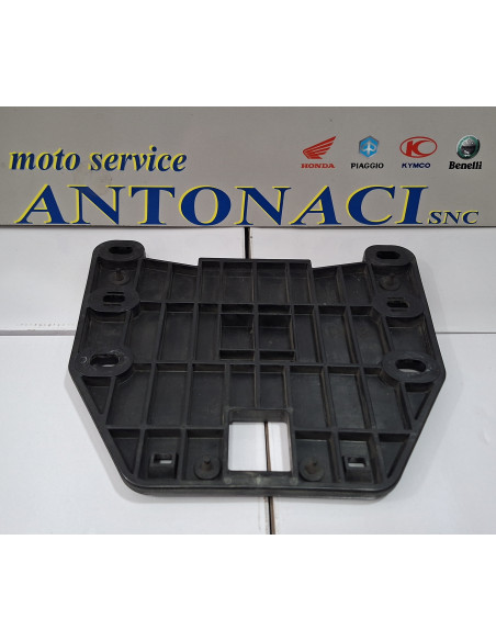 08L42-MFT-800 PORTAPACCHI PIASTRA HONDA SW-T 400