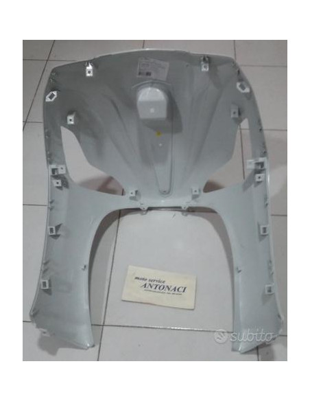 656338 Scudo Piaggio Beverly 125 300 350 dal 2010 al 2020