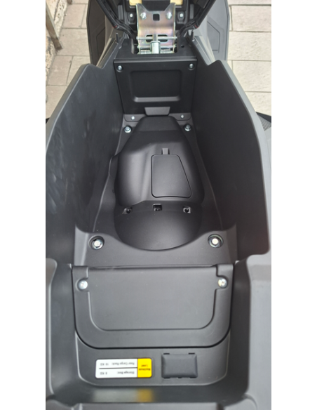 KL NEXY 125 HYBRID Black Edition in Pronta Consegna
