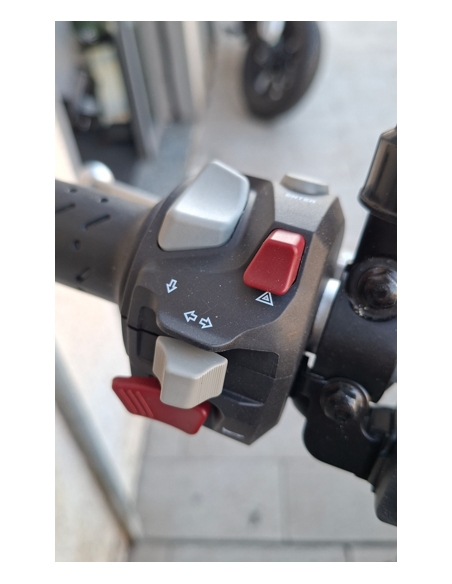 Voge Brivido 650 R - NERA - IN PRONTA CONSEGNA - omaggio EASYBLOCK